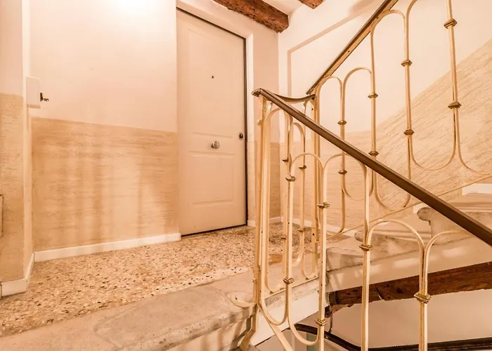 San Marco Joy By Lionhost * Veneza